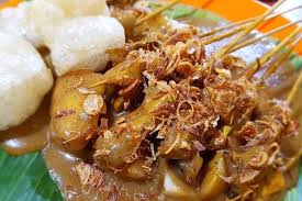 Rendang adalah masakan yang mengandung bumbu rempah yang kaya. Belajar Membuat Bumbu Sate Padang Di Rumah Tak Cuma Satu Jenis Loh Moms