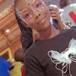 Kathleen Manke's Instagram, Twitter & Facebook