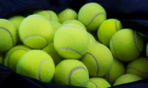 Tennisballe Sind Der Absolute Geheimtipp Um Die Daunenjacke Im Trockner Durchzuwirbeln Ball Tennisballe Tipps