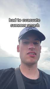 this is insane #summersmash #42dailyy