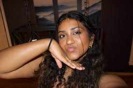 hey divas! i'm looking for my roommates! is anyone else building 14 floor 2  in a 2x2??