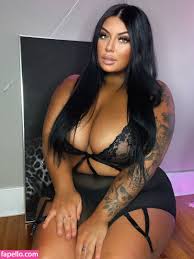 Ashley091  ash_bovaxo  ashbovaxo Nude Leaked OnlyFans Photo 1 - Fapello