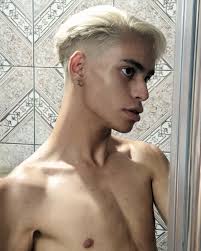 Max Levi (@makslevvy) • Instagram photos and videos