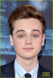 Sophie Turner Joins Maisie Williams at 'Game of Thrones' Premiere: Photo  954867