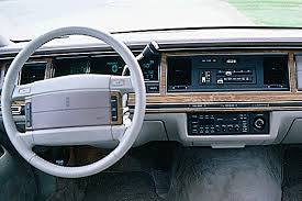 1990 97 Lincoln Town Car Consumer Guide Auto Lincoln Town Car Lincoln Cars Car