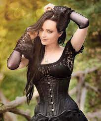 What, exactly, does it train? Can You Eat While Wearing A Waist Trainer