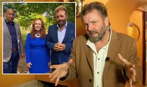 Martin has previously spoken of how he and wife kirsty first met at the top of mount kilimanjaro. Martin Roberts Homes Under The Hammer Host On New Problem For Bbc Property Show Tv Radio Showbiz Tv Express Co Uk