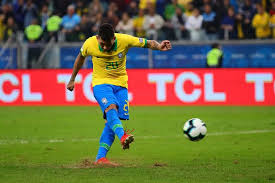 The father of liverpool and brazil midfielder fabinho has died. Fabinho Explains Why Roberto Firmino S Brazil Penalty Miss Won T Define Jurgen Klopp S Irreplaceable Liverpool Man Liverpool Echo