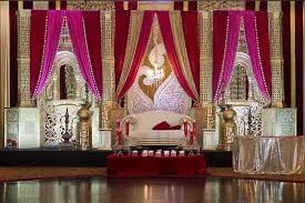 Using low seating arrangements with like elegant floor mattresses and comfort. Majestic Mughal Theme Decor Inspiration To Turn Your Wedding Into A Sufi Night