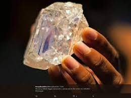 The cullinan diamond price is estimated at more than two billion us dollars. Auktion Dieser Diamant Ist Fast 50 Millionen Euro Wert Haz Hannoversche Allgemeine