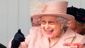 Engleska kraljica podržala BREXIT zbog Srba!!!