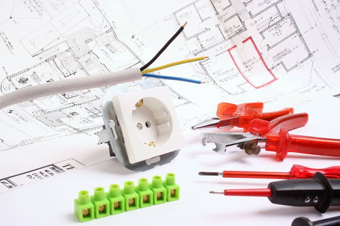 Instalacje elektryczne – ELDEM – Usługi budowlane
