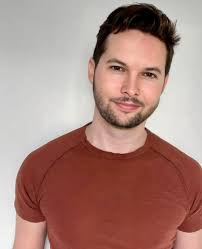 Landon Beatty's Instagram, Twitter & Facebook