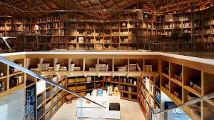 Young writers can submit once to each of four categories: Hyundai Card Travel Library Hyundai Card Hyundai Capital Newsroom