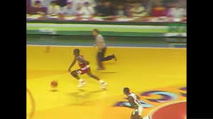 Bird Bouncing Golf Ball Fake Michael Jordan S Historic Bulls Mixtape Video In 2020 Michael Jordan Photos Michael Jordan Pictures Michael Jordan Basketball