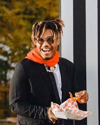 They began working with kodie shane and recorded three projects, awakening my inner beast, beast mode and rock the world trippie.1015 white eventually signed to the label strainge entertainment (now known as elliot grainge entertainment) and relocated to los angeles. Pin By T On Juice Wrld Juice Rapper Just Juice Juice