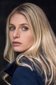 Nina Brandt's Instagram, Twitter & Facebook