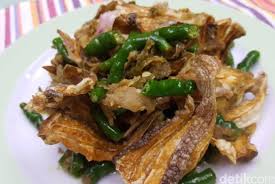 Nah, masakan sederhana ini bisa bikin. Ikan Asin Jadi Makin Enak Dibuat 5 Olahan Ini