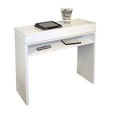 Spacieux et agréable bureau avec une finition bois très agréable. Laoula Console Avec Plateau Coulissant Laquee Blanche Alinea Meuble Rangement Mobilier De Salon Rangement