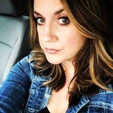 Nancy Klepper's Instagram, Twitter & Facebook