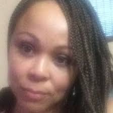 Lisa Vaden's Instagram, Twitter & Facebook