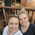 Karen Eslick's Instagram, Twitter & Facebook