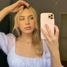 Picture of Chloë Marie Rhoades