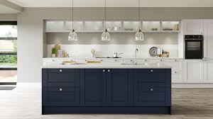Grey kitchen cabinets wood worktop ukg. Two Tone Kitchen Ideas Kitchen Inspiration Howdens