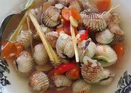 Berikut 7 resep masakan ikan tongkol sederhana yang telah merdeka.com rangkum dari brilio pada rabu (09/06/2021). Resep Pindang Kuah Bening Kerang Yang Lezat Resep Masakan Lokal Rasa Internasional