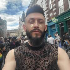 Whats with the helicopter anyone knows , been circling for a while