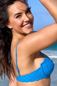 Thank you @susisflowers for the beautiful bouquets for our Homecoming  Royalty! And congratulations to Mia Beatty and Aiden Bajan, our Senior  Crown winners! 👑💙⚓️💪