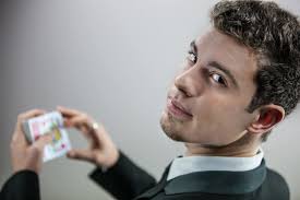 Magicien Pau : Spectacle de magie et mentaliste (64000)