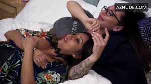 Nicole Snooki Polizzi Sexy episode in Jersey Shore: Family Vacation -  UPSKIRT.TV