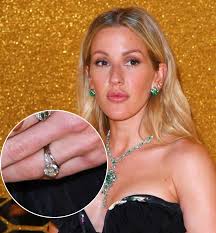 Top ellie goulding engagement ring Clearance Ellie Goulding with felt rings  for soundtrack