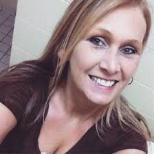 April Halliday (mayprincess519)