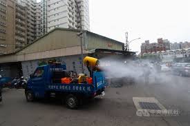 ▶▶▶黃昏市場傳奇 平價日本料理 讓路也要吃 來吃美味的秋蟹與海鮮丼飯， 大家擠爆台中北屯區的黃昏市場， 傳統市場裡，竟然有精緻的日本料理… ▶▶▶中和銷魂烤鴨 夫妻齊心 還清千萬債務 中和有家經營35年烤鴨店， 顧客說，這烤鴨有一種獨特香氣，讓人一吃上癮… ▶▶▶名廚. She2 Gdxotkh4m