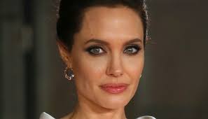 The disease, called bell's palsy, can be quite alarming for the person who suffers from it. Angelina Jolie Tells Vanity Fair She Had Bells Palsy Celebrity Diagnosis