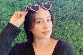 Aaron Burley's Instagram, Twitter & Facebook