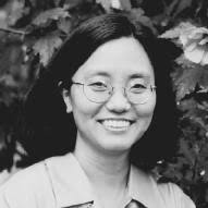 Linda Sue Park Biography