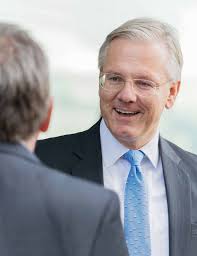 P A T I E N T S P E O P L E P A R T N E R S