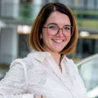 Alisha Klein's Instagram, Twitter & Facebook