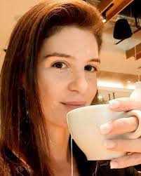 Melanie Kaye's Instagram, Twitter & Facebook