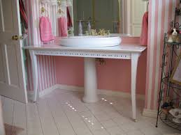 pedestal sink, redo furniture