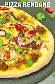 Malaysian And Italian Cuisines Mixed On A Plate Beef Rendang Curry With Cheesy Mozzarella On A Pizza Bread G Recipes Healthy Bread Recipes Easy Asian Recipes