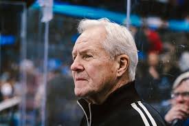 We are deeply saddened to learn of the passing of former Maple Leafs  netminder Ed Chadwick. Ed played in 140 consecutive games in net for the  Leafs, and is the last Leafs