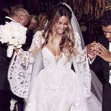 The Most Breathtaking Celebrity Wedding Gowns Celebrity Wedding Dresses Pretty Wedding Dresses Wedding Dresses