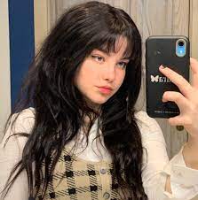 Long black hair with bangs aesthetic. ð–'ð–†ð–šð–—ð–† On Instagram Black Hair Aesthetic Black Hair Bangs Aesthetic Hair
