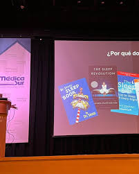 Hoy en la sesión Mensual de @medica_sur, gracias a la Sociedad Médica por  la invitación y a @dr_sueno por compartirme esta experiencia y foro  hablando de cosas que nos gustan como el
