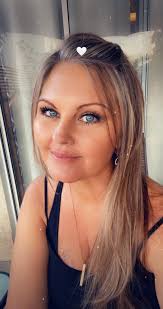 I work part-time from home setting appointments and opening accounts for a  large manufacturing company similar to Sam's Club, Costco. I Love what I  do!💖 There are no starter kits to buy,