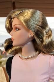 “Veronica” Golden Elegance wig for Grace Dolls — VDC